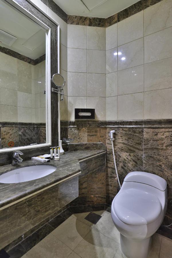 Oyo 335 Manazil Al Ain Grand Hotel Mecca Bagian luar foto