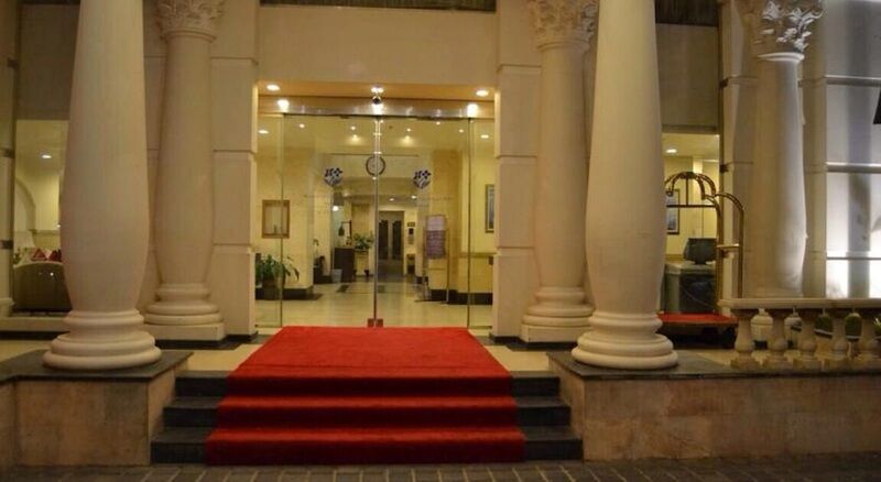 Oyo 335 Manazil Al Ain Grand Hotel Mecca Bagian luar foto