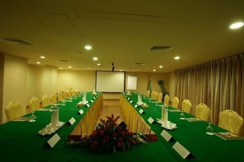 Oyo 335 Manazil Al Ain Grand Hotel Mecca Bagian luar foto